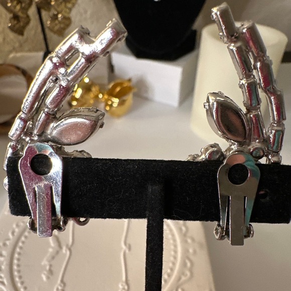 Vintage Rhinestone Ear Climber Earrings - Picture 3 of 3